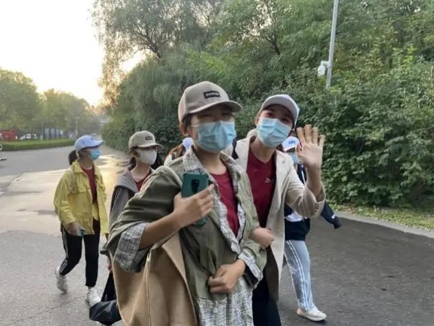 成人导航