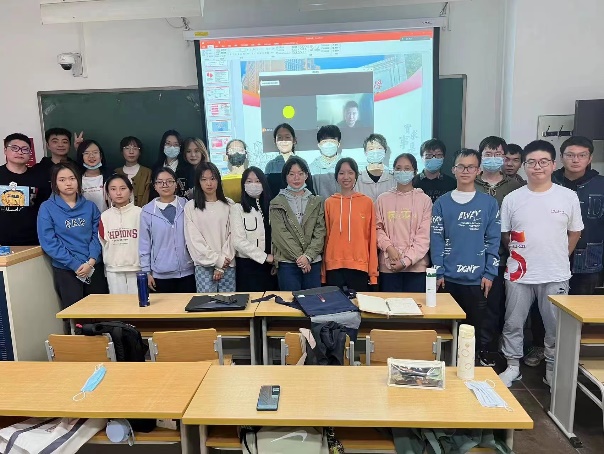 成人导航