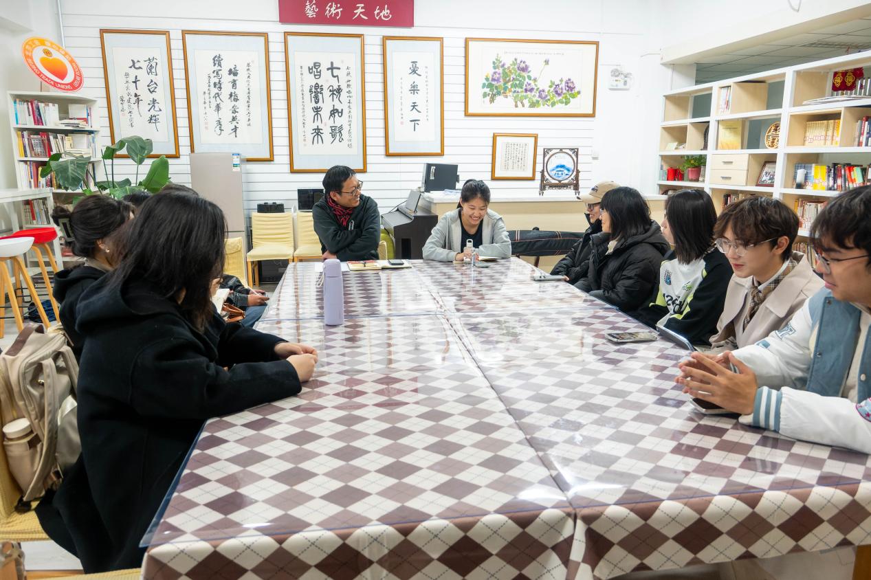 成人导航