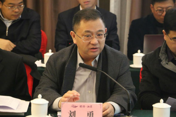 成人导航