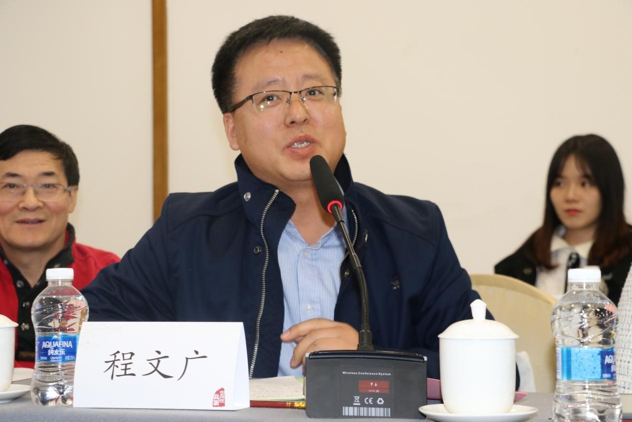 成人导航