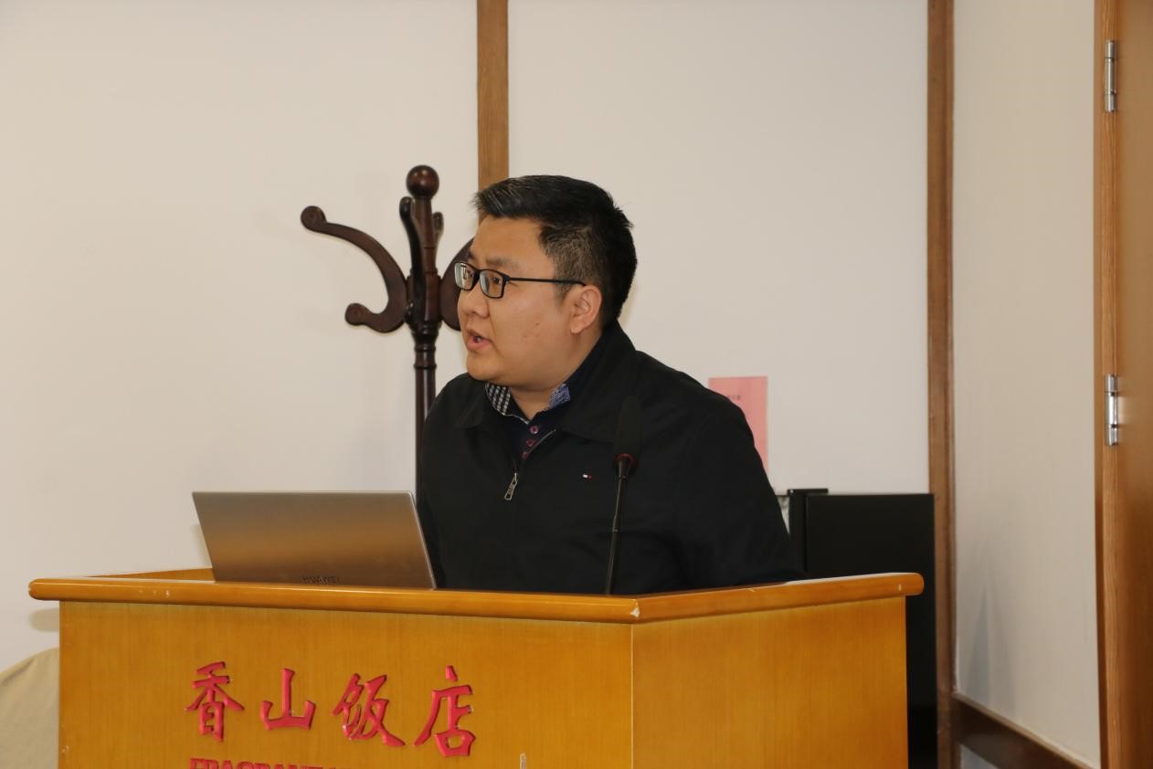 成人导航