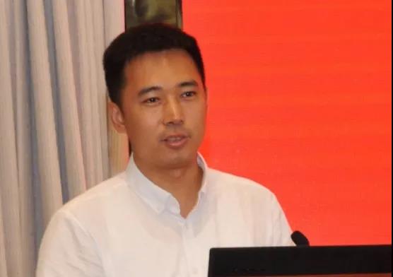 成人导航