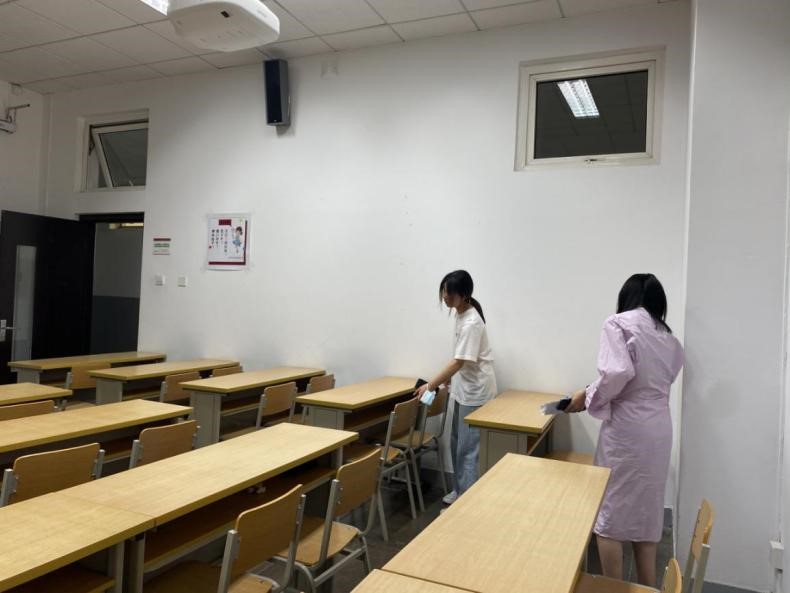 成人导航
