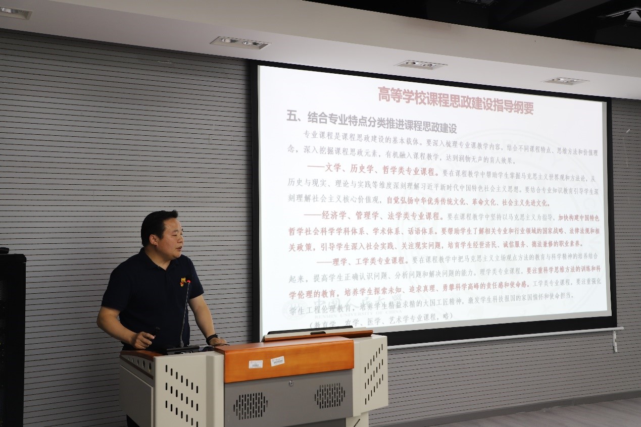 成人导航