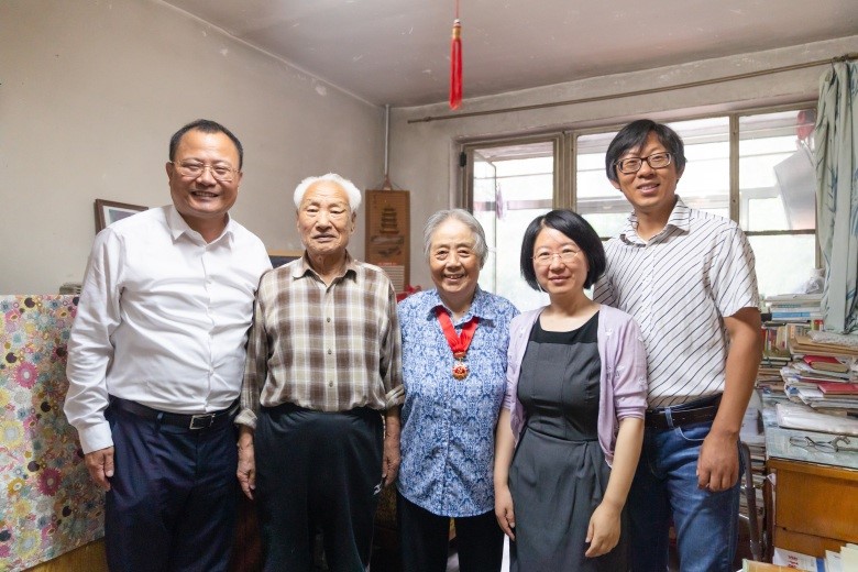 成人导航