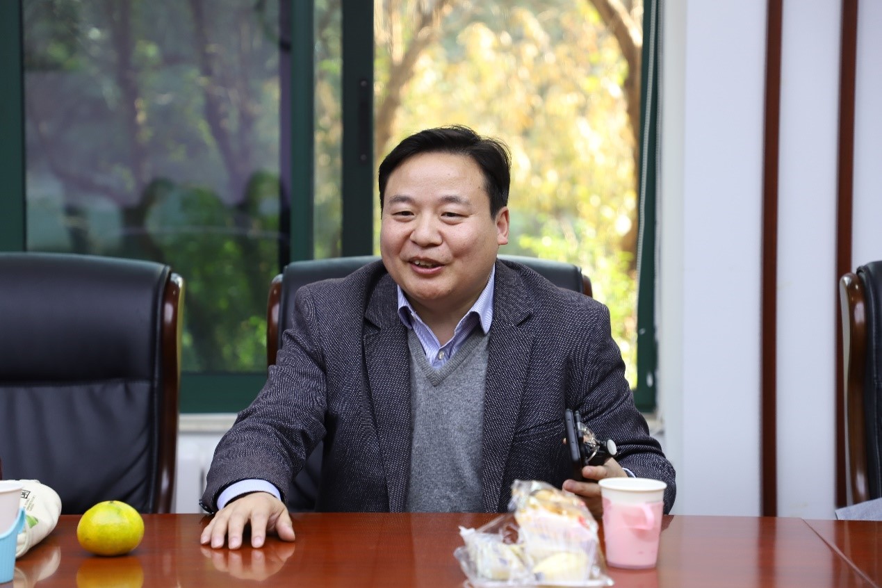 成人导航