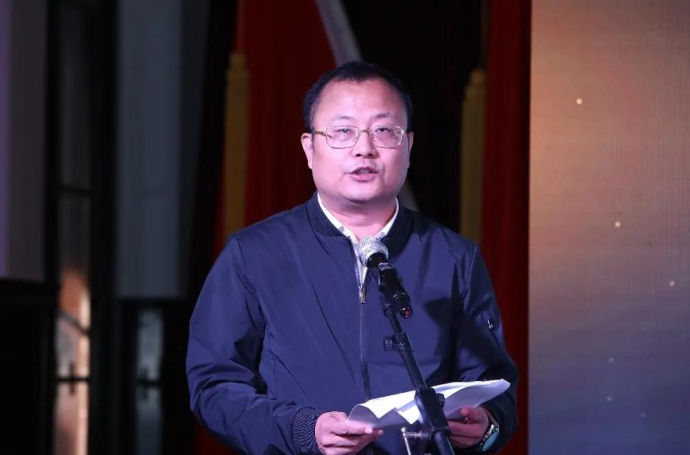 成人导航