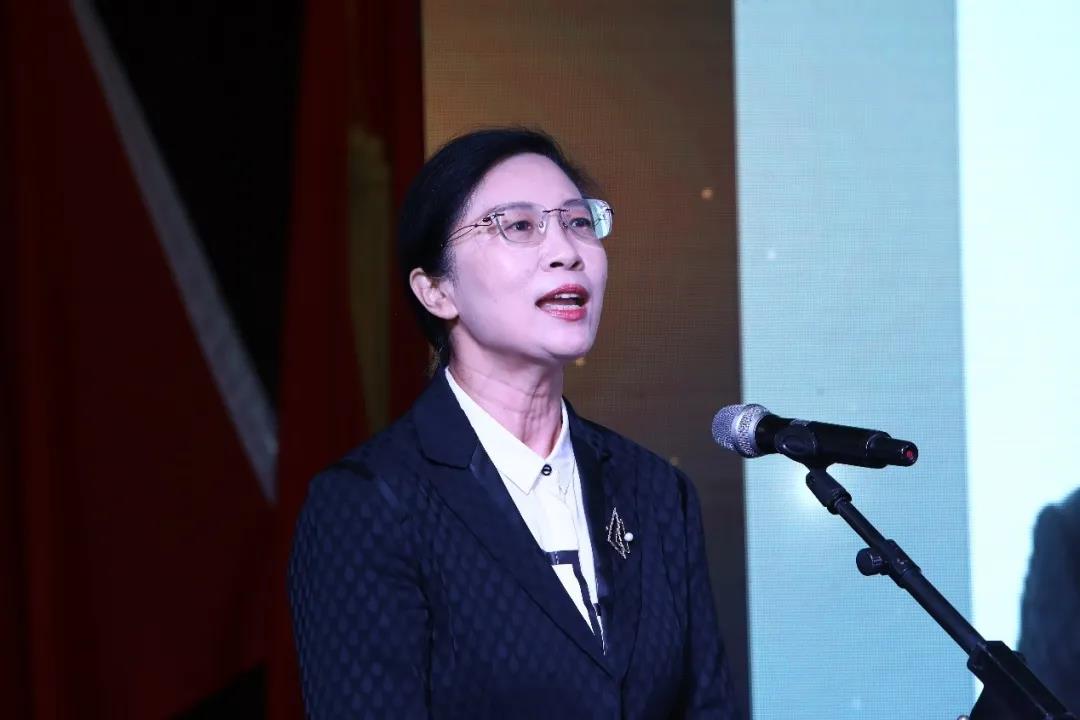 成人导航
