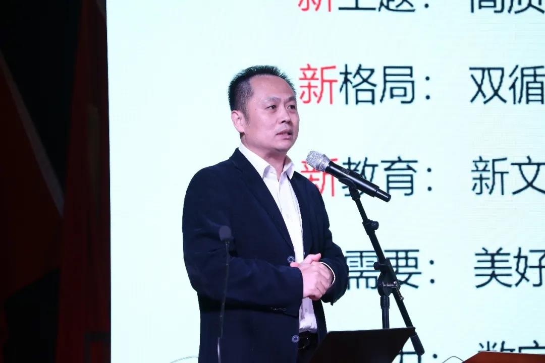 成人导航
