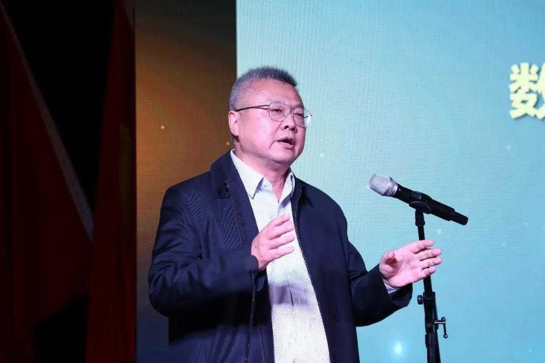 成人导航