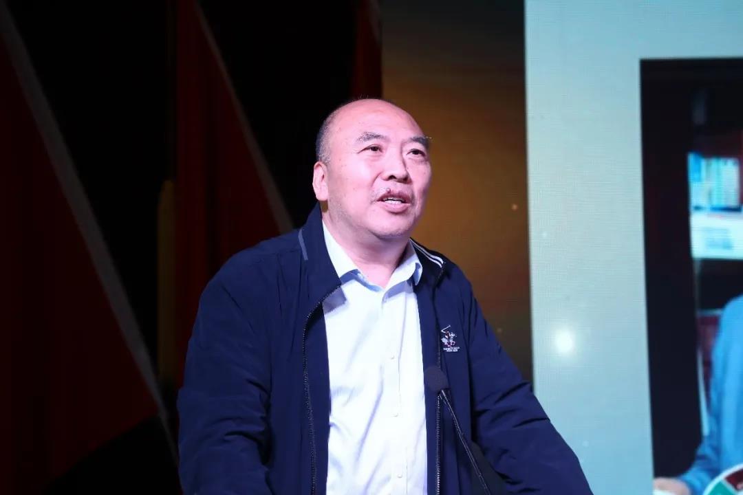 成人导航
