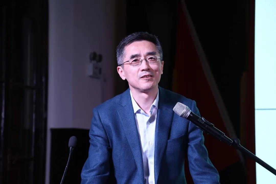成人导航