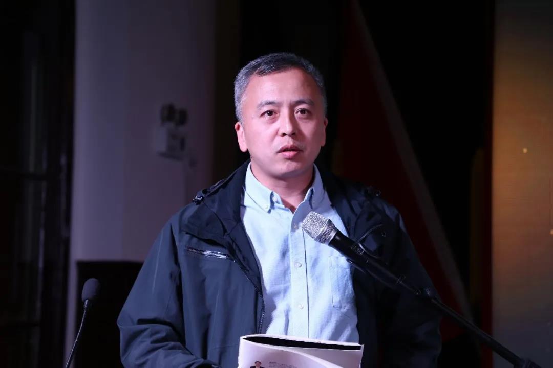 成人导航