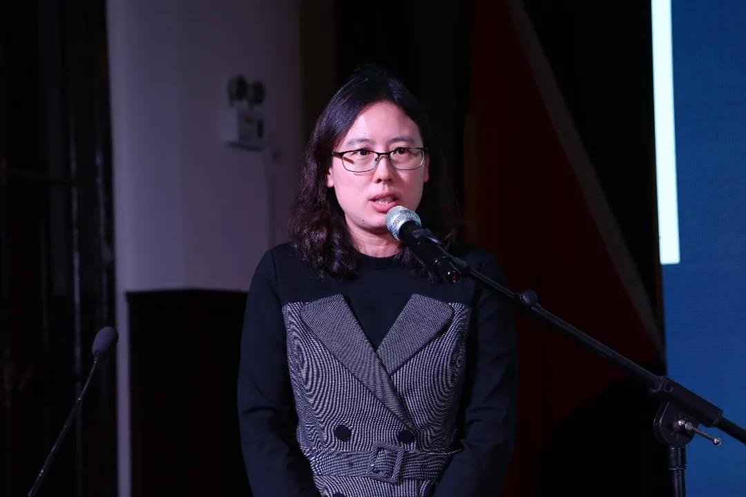 成人导航