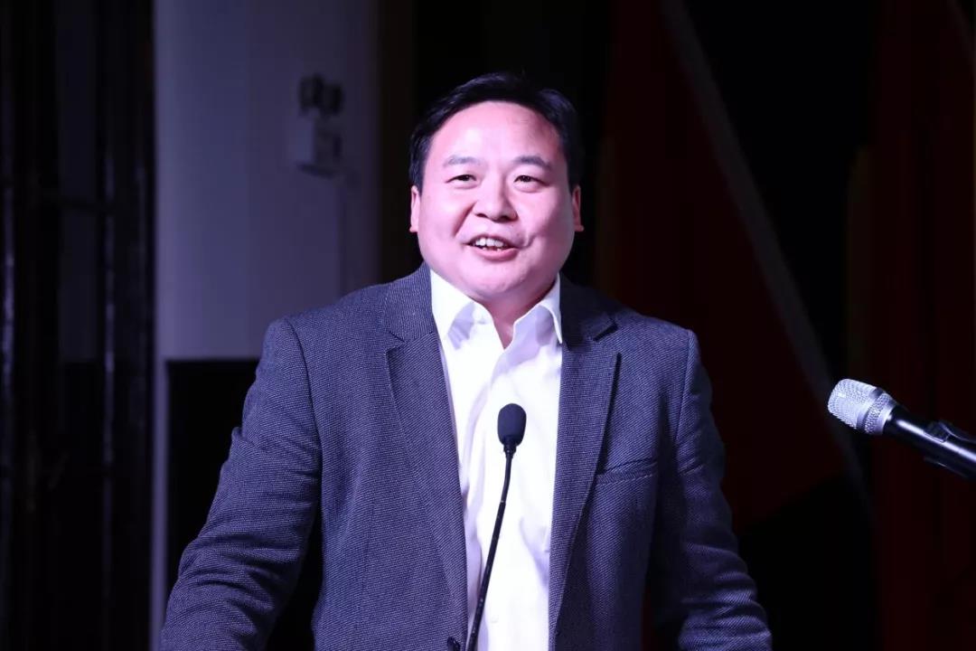 成人导航