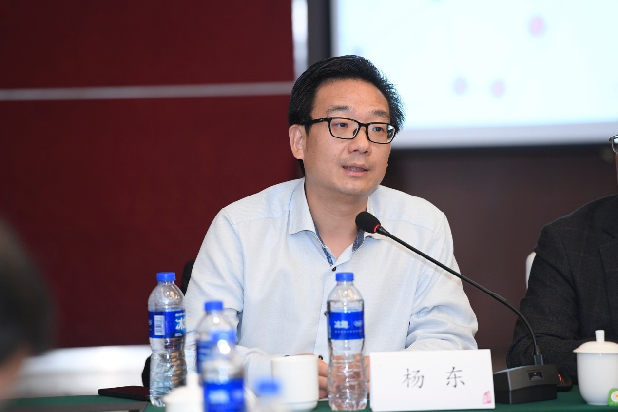 成人导航