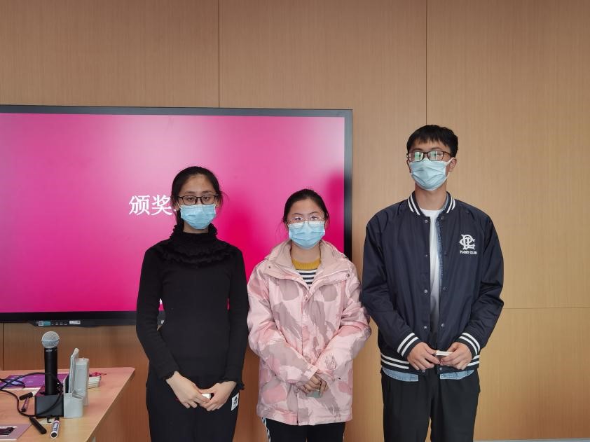 成人导航