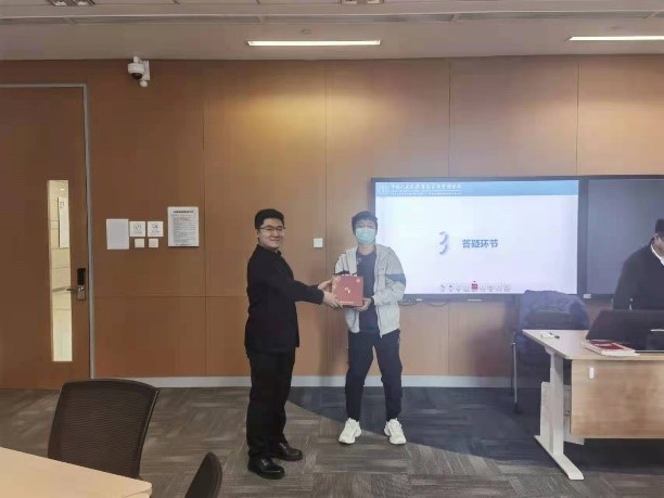 成人导航