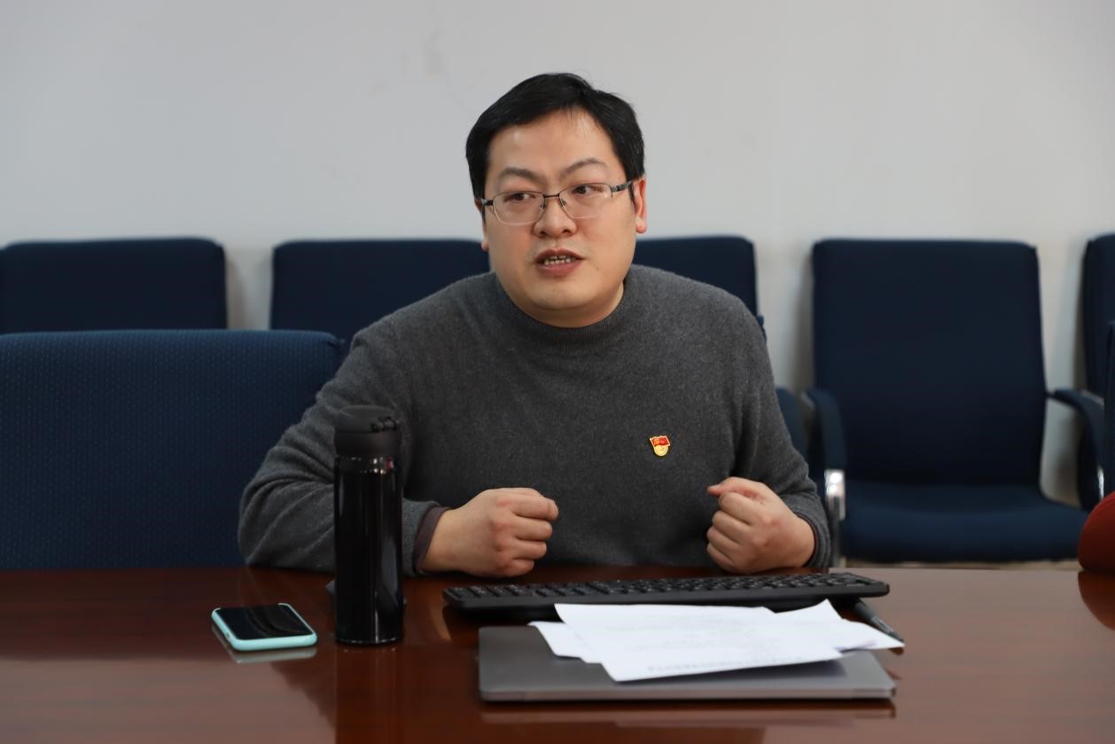 成人导航