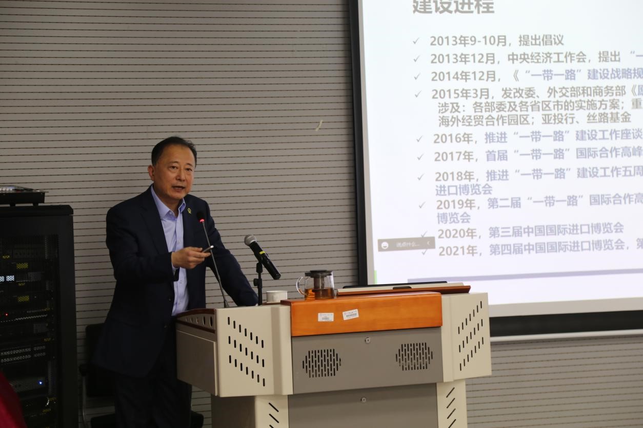 成人导航