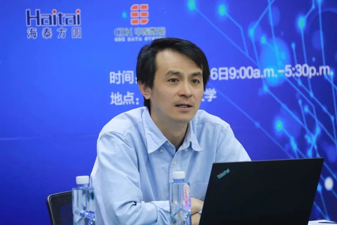 成人导航