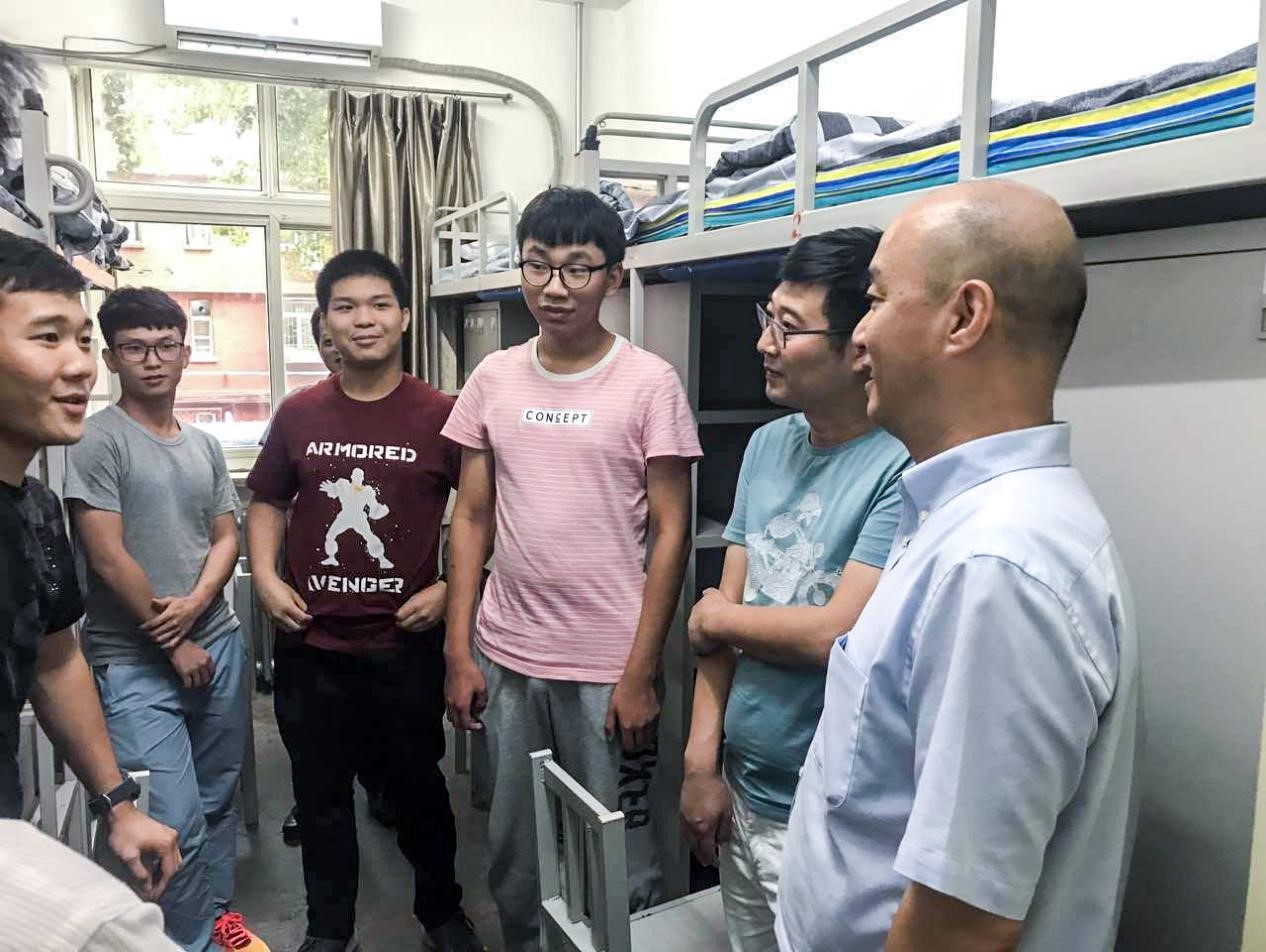 成人导航
